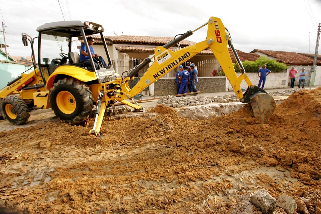 How to Dig a Basement With a Backhoe
